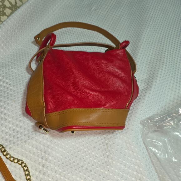 VALENTINA RED TAN LEATHER SLING BAG - Picture 8 of 8